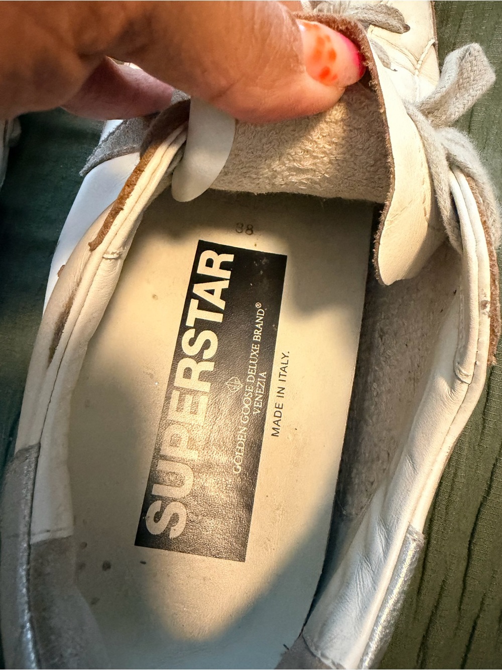 Golden Goose Sneakers - Picture 5 of 5